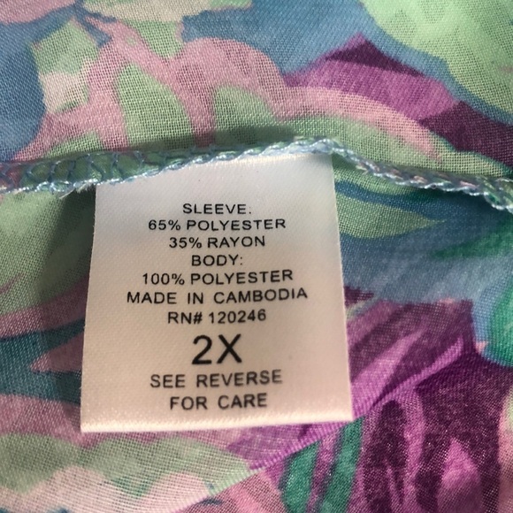 Wallflower Sheer Floral Jersey Top 2X - Picture 7 of 9